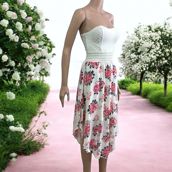 No Boundaries Strapless Floral Print Flowy Asymmetrical Chiffon Skirt Dress - Picture 2 of 16